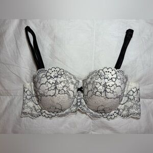 Victoria’s Secret Elegant Lace Underwire Bra - Black and White With Rhinestones